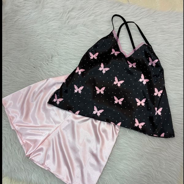 ست تاپ و شورتک ساتن اعلا طرح پروانه