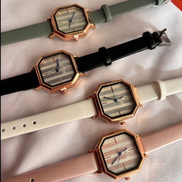 ساعت چرمی نرمین