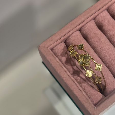 بنگل ونکلیف مدل چند گل