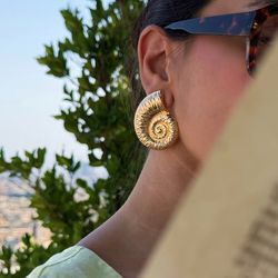 گوشواره دریایی حلزونی