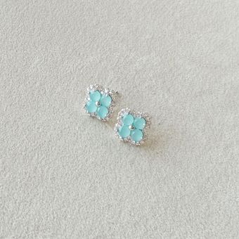 گوشواره‌جواهری شبدر فیروزه ای