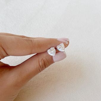 گوشواره‌قلب‌نگین