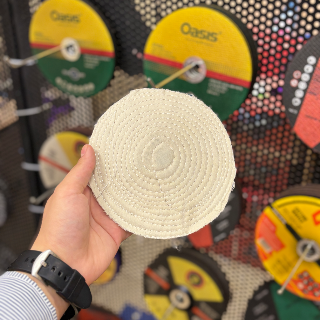 گیلانس سفید دوخت ریز 15 سانت