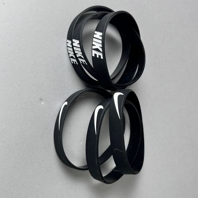 دستبند سیلیکونی نایک مشکی