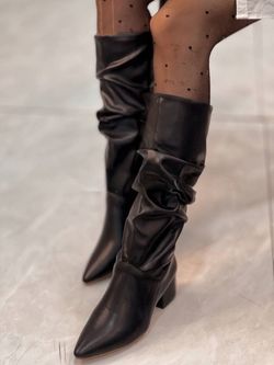 بوت زیرزانو چروک نوک تیز