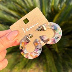 گوشواره حلقه ای کائوچویی