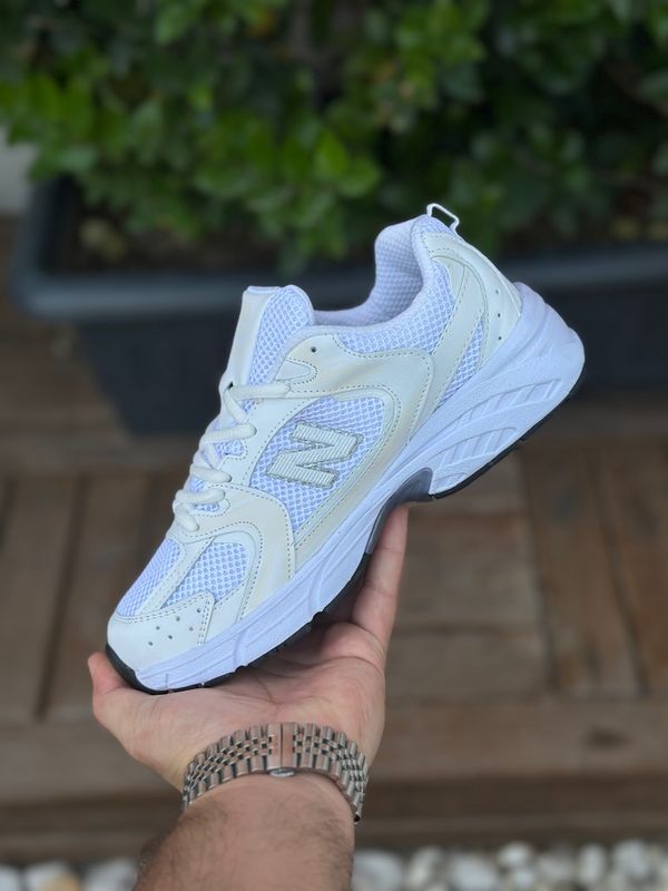 کفش زنانه نیو بالانس 530سفید کرم