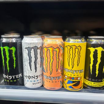 نوشیدنی مانستر
