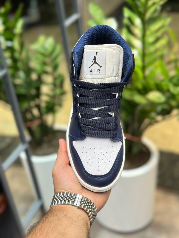 کفش زنانه جردن سفید سرمه ایی 633