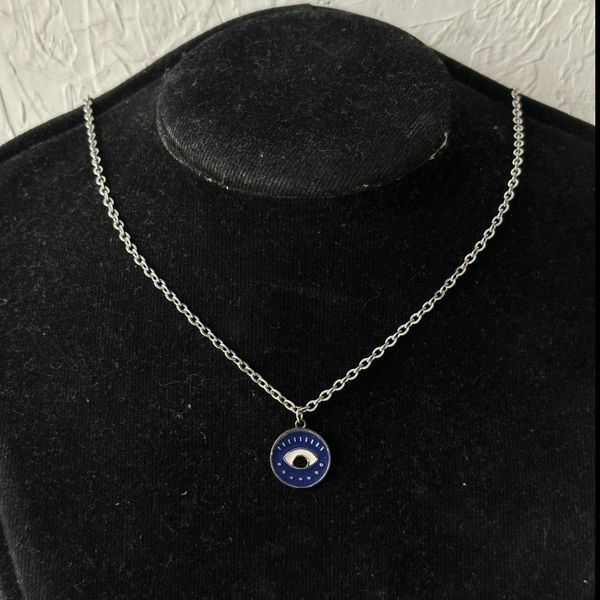 گردنبند چشم و نظر