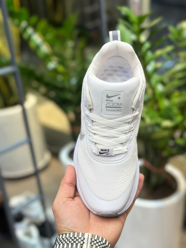 کفش نایک ایر زوم زنانه 606