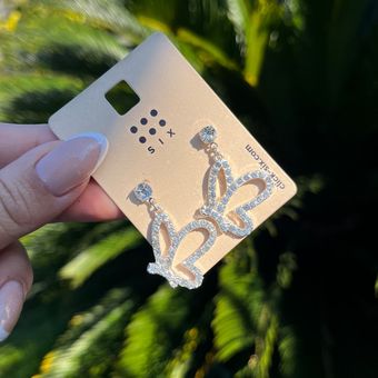 گوشواره طرح پروانه