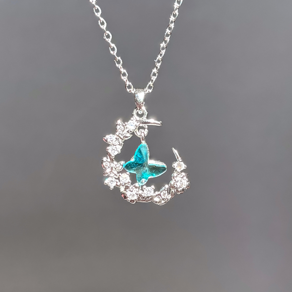 گردنبند پروانه بهاری