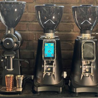 آسیاب قهوه یونیک AF74