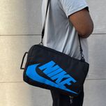 شوزبگ نایکی