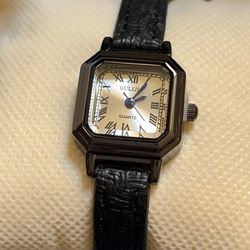 ساعت مچی بند چرم صفحه کوچیک