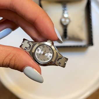 ساعت مچی صفحه ریز مدل هانگری