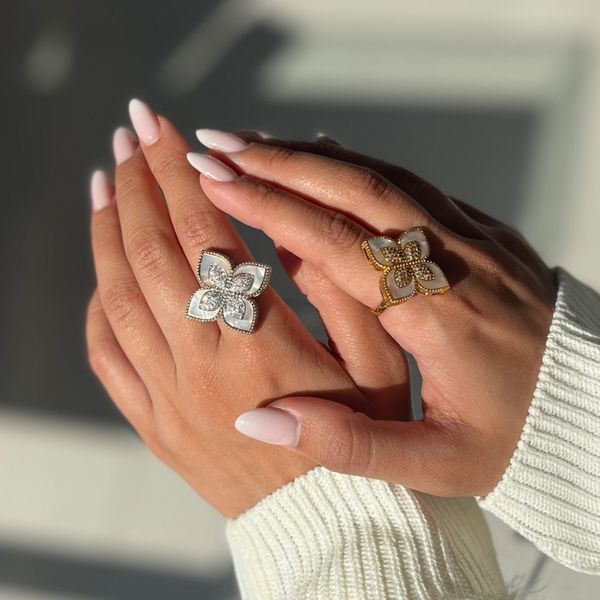 انگشتر طرح طلا روبرتو کوین