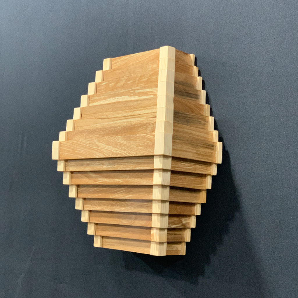 چراغ دیواری چوبی اِلارا