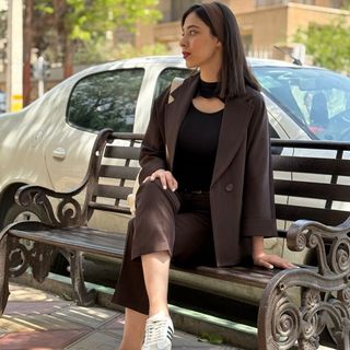 کت و شلوار کارتیه قهوهای