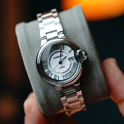 ساعت زنانه cartier طرح بلن‌بلو سفید