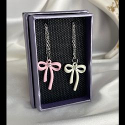 گردنبند پاپیونی مینیمال