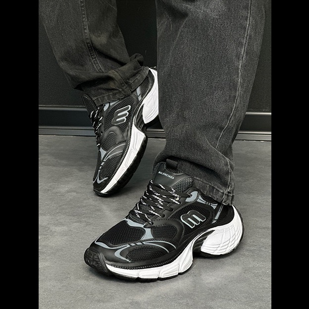 کتونی بالنسیگاه 10xl