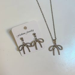 گردنبند_گوشواره پاپیون کوتاه