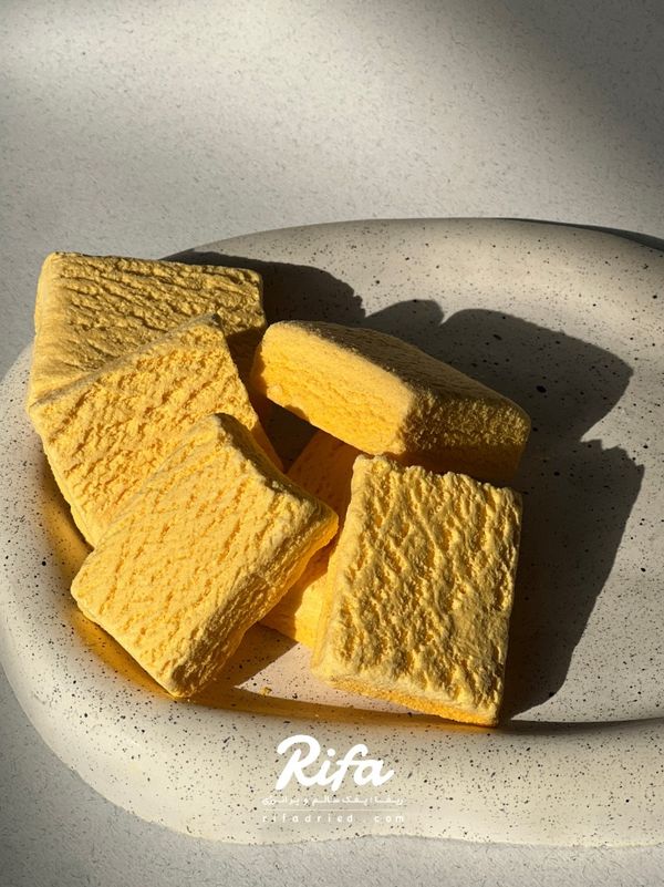 بستنی خشک انجمادی پفکی طعم انبه