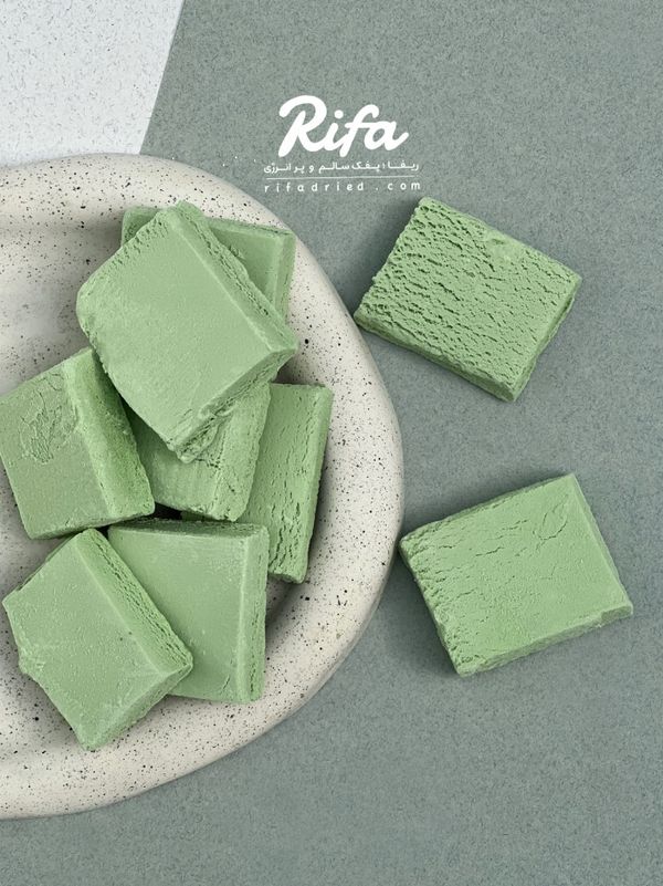 بستنی خشک انجمادی پفکی طعم طالبی