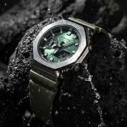 ساعت کاسیو جی شاک مدل GM-2100B-3ADR Casio G-Shock