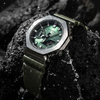 ساعت کاسیو جی شاک مدل GM-2100B-3ADR Casio G-Shock