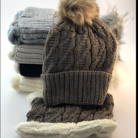 کلاه و شال گردنی مارپیچ