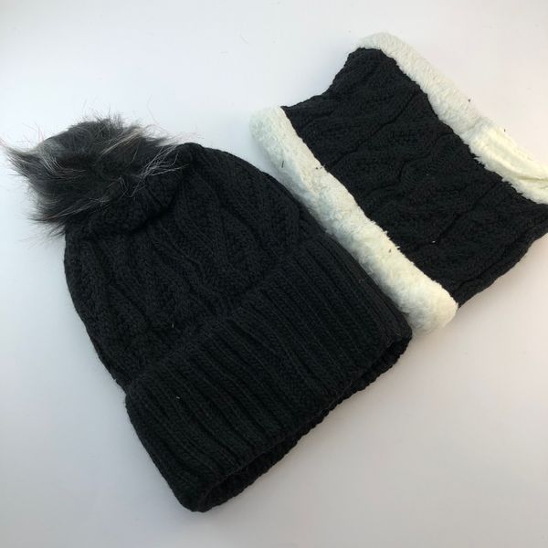 کلاه و شال گردنی مارپیچ