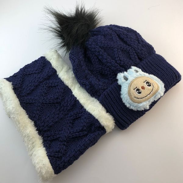 کلاه و شال گردنی لبوبو 1