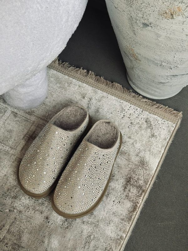 اسلیپر خزدار نگینی