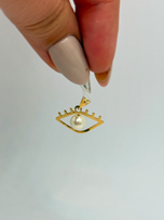 پلاک مرواریدی چشم