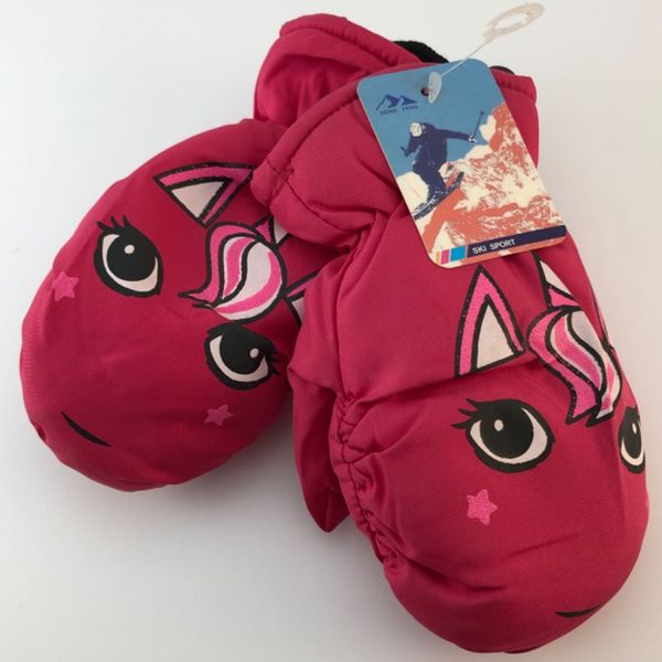 دستکش بچگانه ضد اب