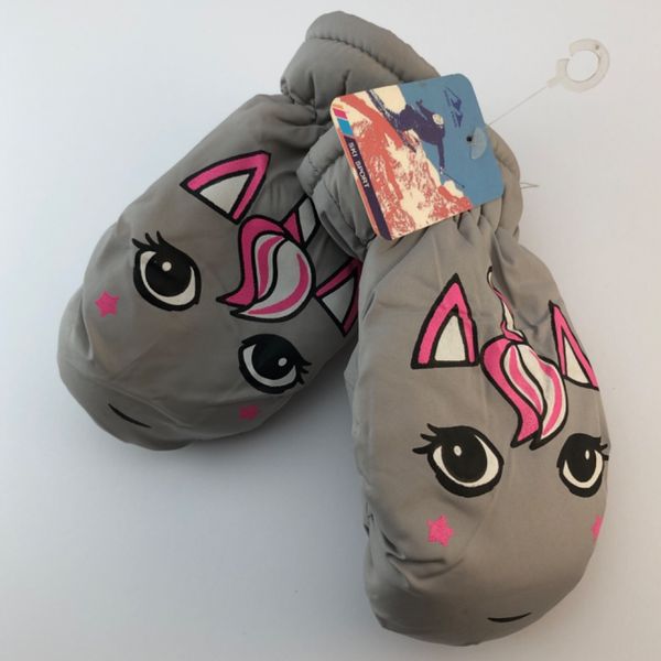 دستکش بچگانه ضد اب