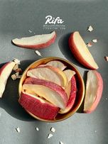 میوه خشک انجمادی پفکی سیب قرمز