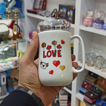 ماگ درب آینه ای طرح لاو