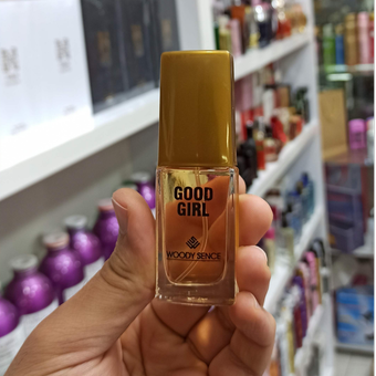 عطر جیبی گودگرل وودی سنس 15میل