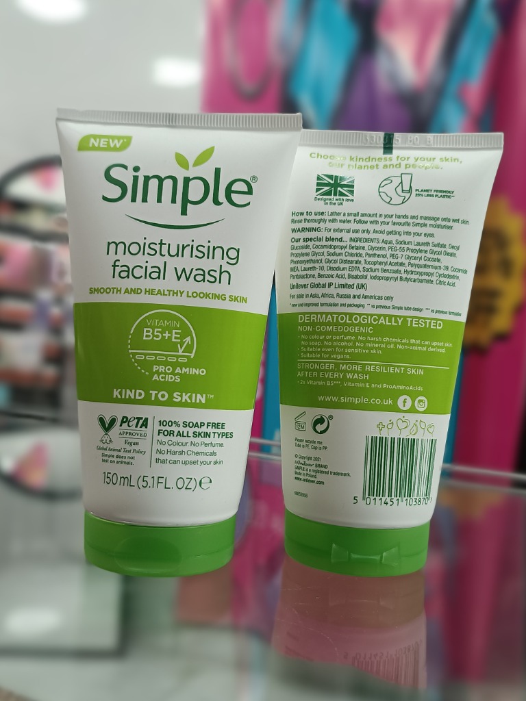 ژل شست‌وشوی صورت سیمپل مدل moisturising حجم 150 میلی‌لیتر