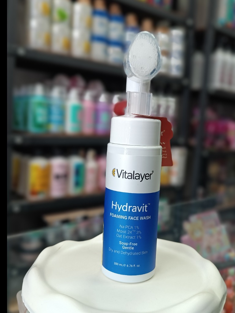 فوم شست‌وشوی صورت ویتالیر مدل Hydravit مناسب برای پوست خشک حجم 200 میلی‌لیتر
