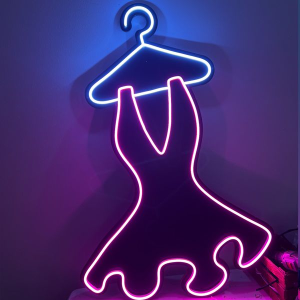 چراغ دیواری مدل نئون طرح لباس