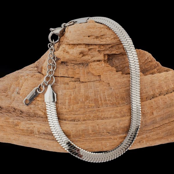 دستبند زنانه مدل ماری