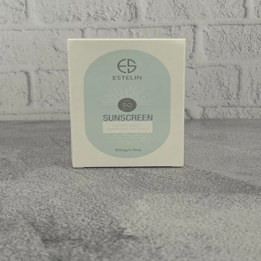 کرم ضد آفتاب بدون رنگ استلین، 50 SPF، مدل ultra light، مناسب انواع پوست و حجم 50 میلی‌لیتر،با ماندگاری 2 ساعته