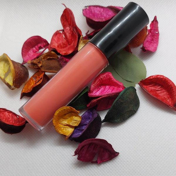 رژ مایع براق و درخشان هالیوودی