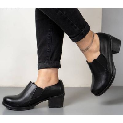 کفش پاشنه دار  چرم مدل هلالی کشی کد 231 کفش پاشنه 5 سانتی مجلسی اداری اسپرت بادوام و ظریف