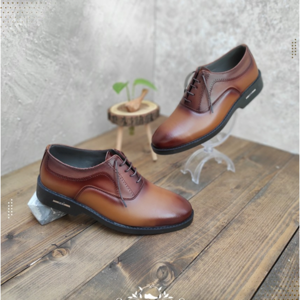 کفش چرم مجلسی مردانه کلاسیک کد 132